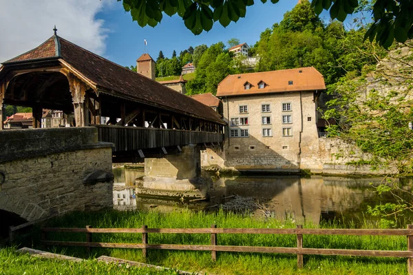 23.07.22 Switzerland. İsviçre 'deki inanılmaz güzel Freiburg şehri. Mimarlık ve panorama