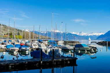 25.06.22 Switzerland. Cenevre Gölü kıyılarında yatlar