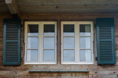 28.09.22.Switzerland. Beautiful Swiss windows in an alpine village