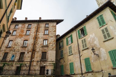 İtalya 'nın Brescia şehri. Güzel şehir, antik harabeler ve sokaklar