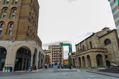 İtalya 'nın Brescia şehri. Güzel şehir, antik harabeler ve sokaklar