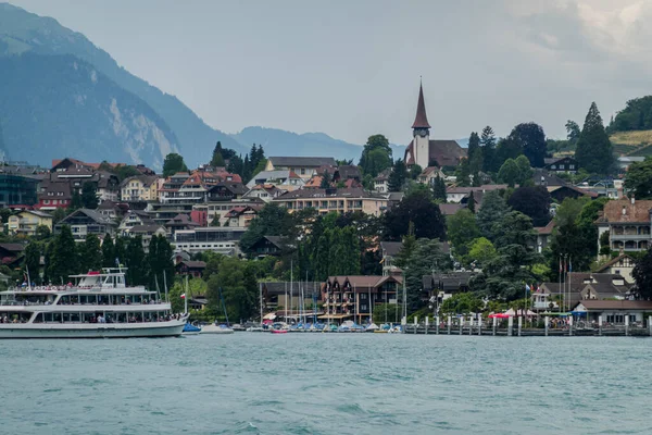 Κρουαζιέρα Στη Λίμνη Θαν Στην Ελβετία Απίστευτο Τοπία Και Απόψεις — Φωτογραφία Αρχείου