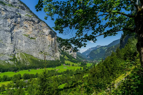 Lugares Increíbles Lauterbrunnen Suiza Cascadas Montañas Prados Ríos Hermoso Paisaje — Foto de Stock