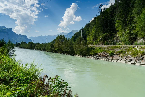 Aare Nehri Boğazı. İsviçre 'de inanılmaz bir kanyon.