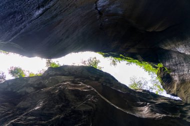 Aare Nehri Boğazı. İsviçre 'de inanılmaz bir kanyon.