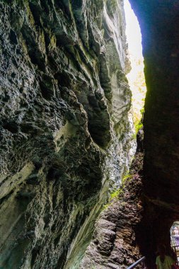 Aare Nehri Boğazı. İsviçre 'de inanılmaz bir kanyon.