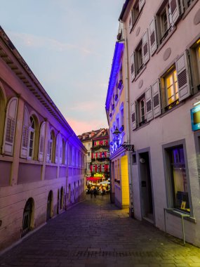 Alman şehri Baden-Baden 'in güzel mimarisi.