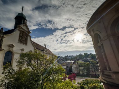 Alman şehri Baden-Baden 'in güzel mimarisi.