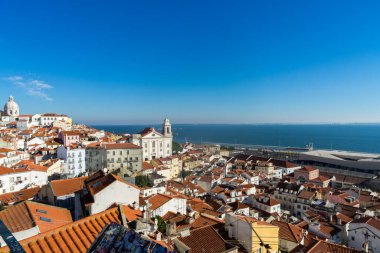 Muhteşem Lisbon. Muhteşem şehrin güzel mimarisi ve doğası