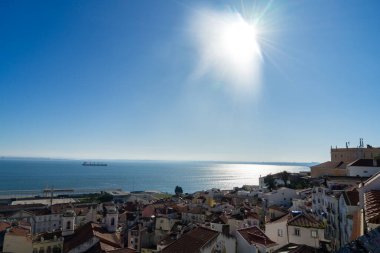 Muhteşem Lisbon. Muhteşem şehrin güzel mimarisi ve doğası