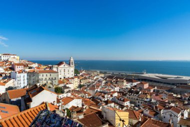 Muhteşem Lisbon. Muhteşem şehrin güzel mimarisi ve doğası