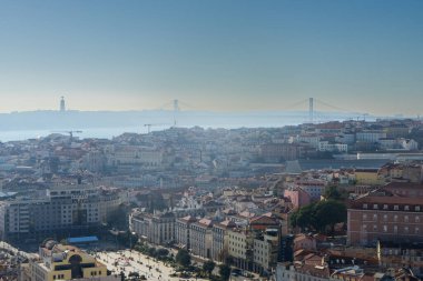 Muhteşem Lisbon. Muhteşem şehrin güzel mimarisi ve doğası