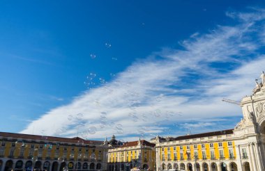 Muhteşem Lisbon. Muhteşem şehrin güzel mimarisi ve doğası