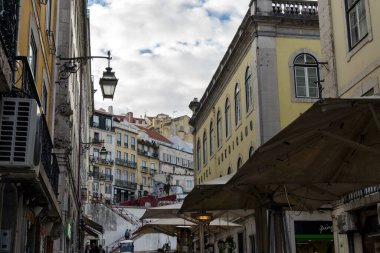 Muhteşem Lisbon. Muhteşem şehrin güzel mimarisi ve doğası