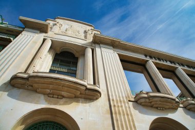 Muhteşem Fransız şehri Nice. Şehrin liman ve mimarisi