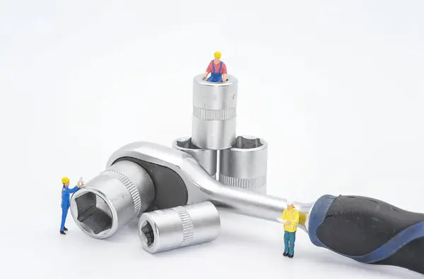 Inserts ve minyatür ingiliz anahtarı