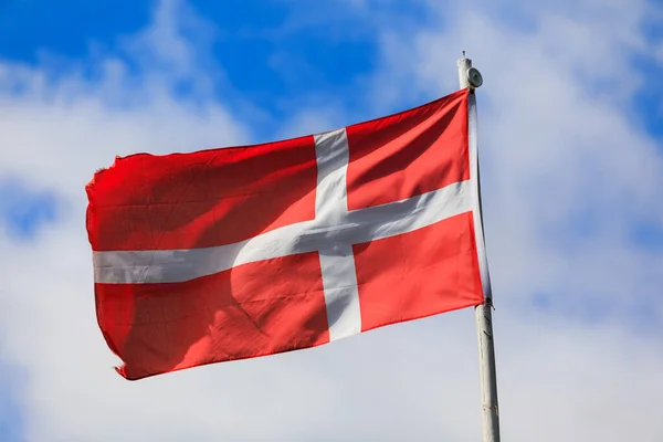 Die Flagge Dänemarks Weht Wind — Stockfoto