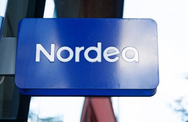Stockholm, İsveç - 12 Ekim 2022 Nordea Bankası için mavi tabela