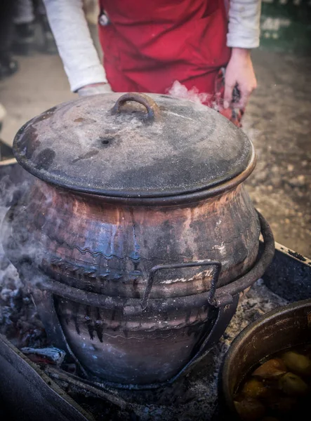 Estofado Tradicional Serbio Cocinado Macetas Grandes — Foto de Stock