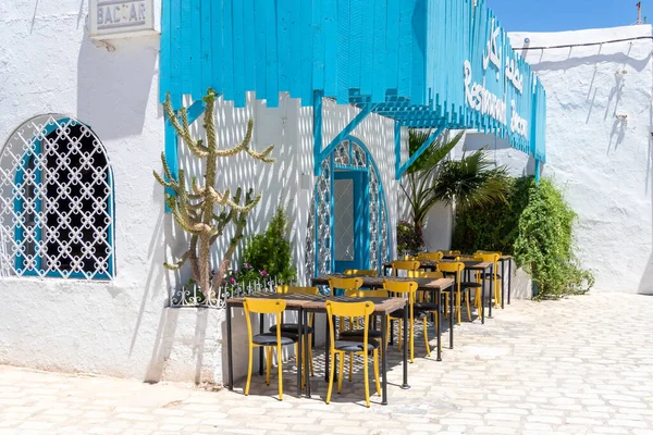 Houmt Souk Tunisia June 2023 チュニジアのダジェルバのフムートスーク市の市場のレストラン ストック写真