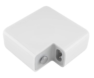 Yalıtımda beyaz arkaplanda dizüstü bilgisayar güç adaptörü.