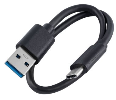 İzolasyonda beyaz bir arkaplan üzerinde USB ve Tip-C konnektörlü siyah kablo