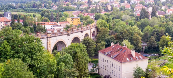 Puente Del Ferrocarril Piedra Viaducto Del Noroeste Valle Prokop Praga —  Fotos de Stock