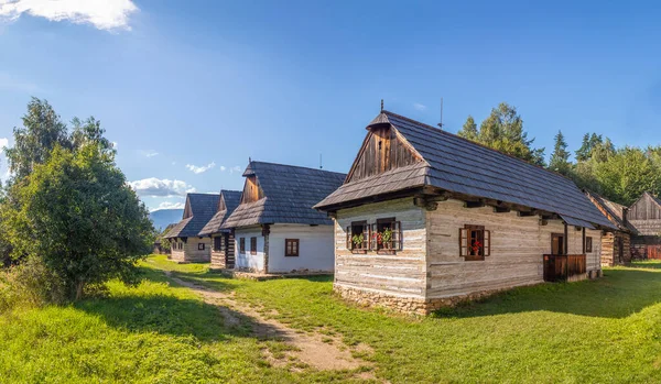 Martin Slowakia 2023 Log Cabin Desa Dengan Rumah Kayu Tradisional — Stok Foto