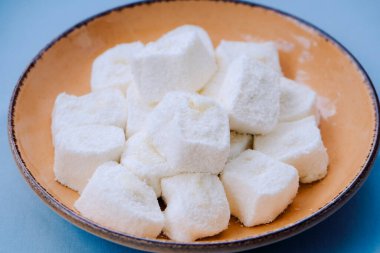 Geleneksel kremalı Afyon Lokum. Türk lokumu.