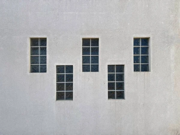 Cinq Compositions Fenêtres Murales Blanches — Photo