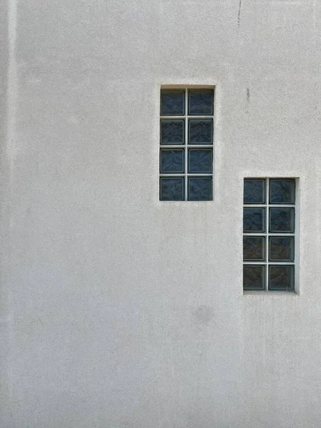 Δύο Λευκές Συνθέσεις Παραθύρων — Φωτογραφία Αρχείου