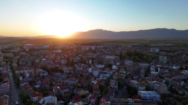 Kazanlak Drone Panorama Zonsondergang Stara Planina Stockvideo's