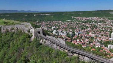 Provadia Bulgaristan Ovech kalesi insansız hava aracı panoraması