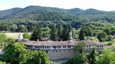 Kapinovo Manastırı St Nicholas Bulgaristan Veliko Tarnovo insansız hava aracı görüntüsü