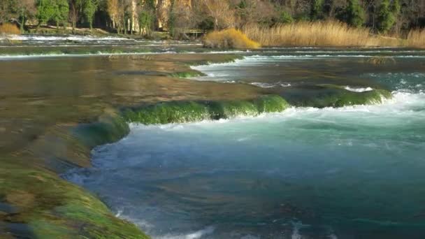 Fermer Beauté Naturelle Rivière Krka Qui Coule Sur Les Cascades — Video