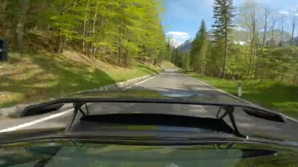 Giau Pass Dolomites Italy Mayis 2022 Araba Spoiler Dağ Manzarasına — Stok video