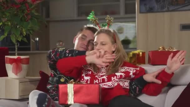 Cute Couple Festive Mood Singing Dancing While Watching Christmas Show — Vídeo de Stock