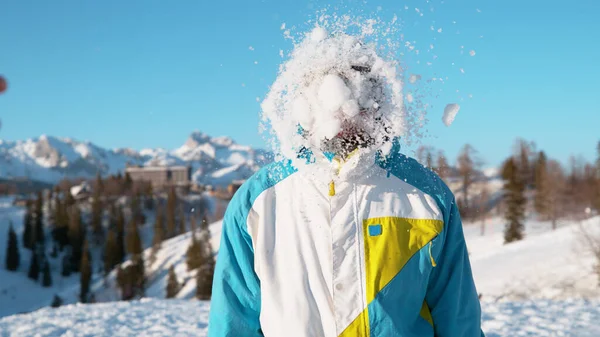 Close Cheerful Caucasian Guy Fun Snowboarding Trip Slovenia Gets Hit — Zdjęcie stockowe