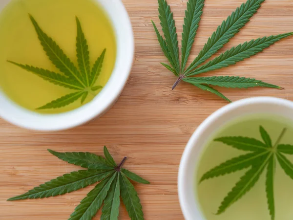 Sativa Weed Leaves Being Used Brew Delicious Medicinal Tea Fragrant —  Fotos de Stock