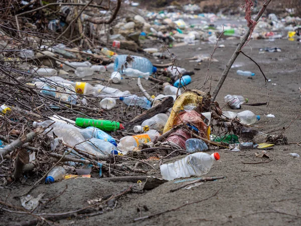 Tirana Albania March 2022 River Debris Plastic Bottles Garbage Mix — Fotografia de Stock