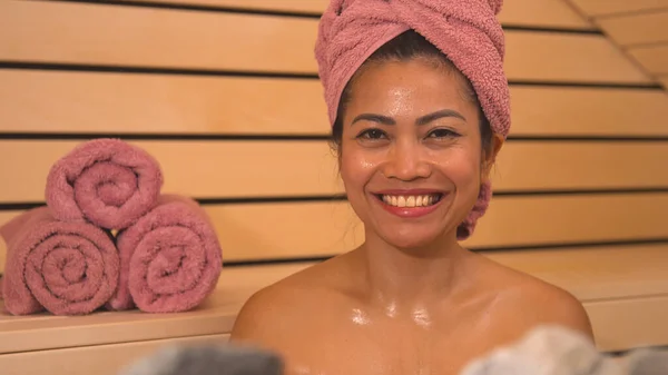 Smiling Young Asian Lady Having Finnish Sauna Treatment Wellness Centre — Foto Stock