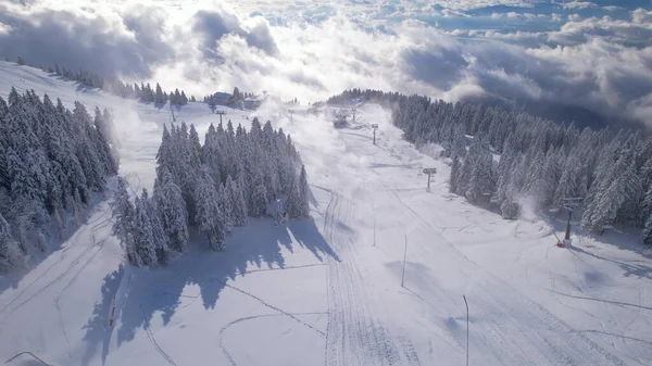 View Snow Covered Closed Ski Resort Working Snow Making Machines — Photo