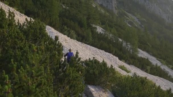 Aerial Young Couple Trekking Mountains — Vídeos de Stock