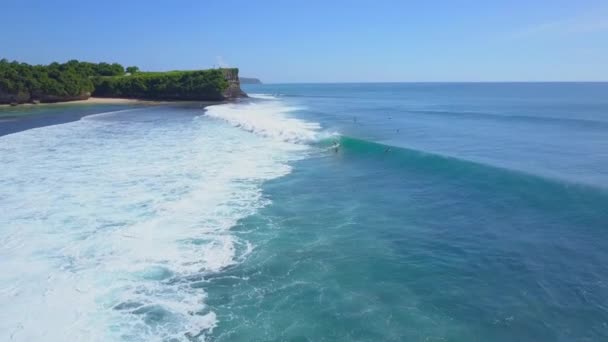 Hava Zaman Resif Isabet Şiddetle Püskürtme Waterdrops Etrafında Sıçramasına Büyük — Stok video