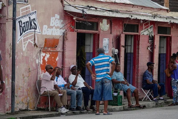Barbados Caribbean Islands December 2019 Close Local Men Barbados Mingle — Stock Photo, Image