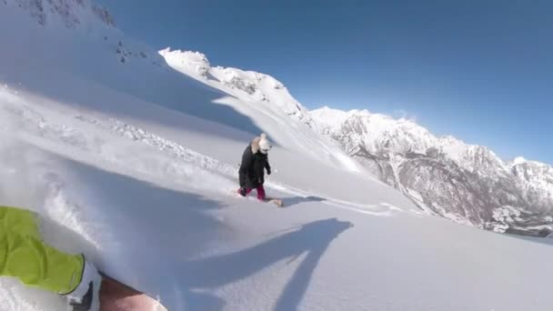 Pov Snowboarder Films Friend Riding Fresh Powder Snow Adventure Heliboarding — стоковое видео