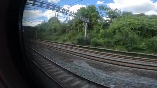 Pov Θέα Επιβατών Από Παράθυρο Ενώ Ταξιδεύετε Τρένο Όλη Την — Αρχείο Βίντεο