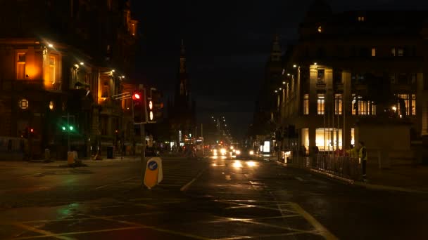Edimburgo Escolandia Reino Unido Septiembre 2023 Tranquila Circulación Nocturna Calle — Vídeo de stock