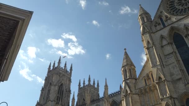 Vynikající Exteriér Slavné York Minster Anglikánské Katedrály Yorkshire Pozoruhodné Gotické — Stock video