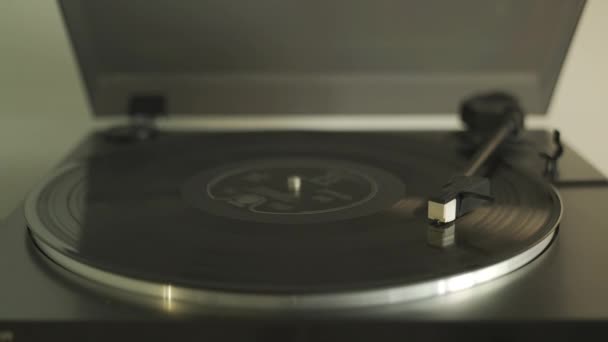 Vinyl Player Rotation Turntable Tonearm — 图库视频影像